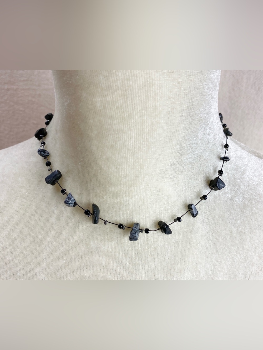 Black stone Chip Bead Necklace - snowflake obsidian